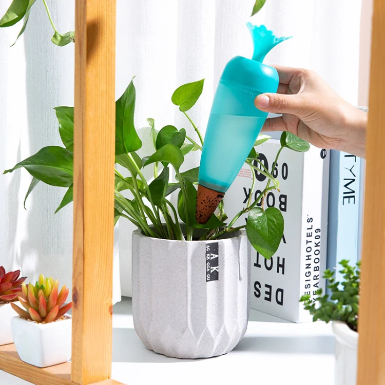 2 PCS Carrot-shaped Automatic Flower Watering Device Seepager(Red) - Image 5