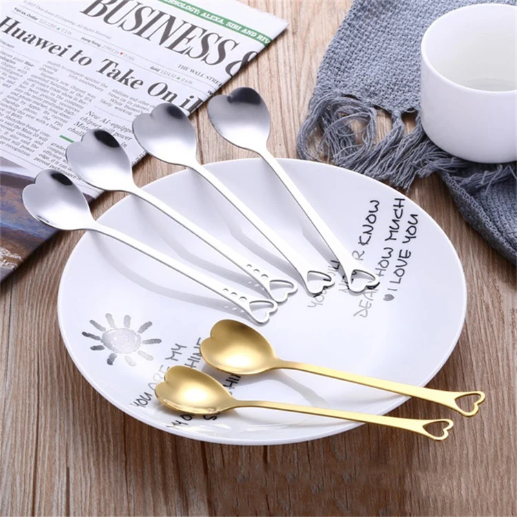 2 PCS Stainless Steel Spoon Portable Metal Coffee Teaspoon Creative Love Heart Shaped Wedding Party Gift Dinnerware, Color:Rose Gold Porous Love - Image 3