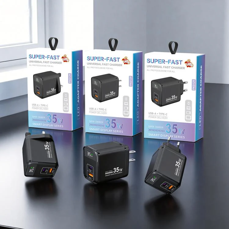 35W USB and Type-C Digital Display Fast Charger, Plug:UK Plug - Image 7