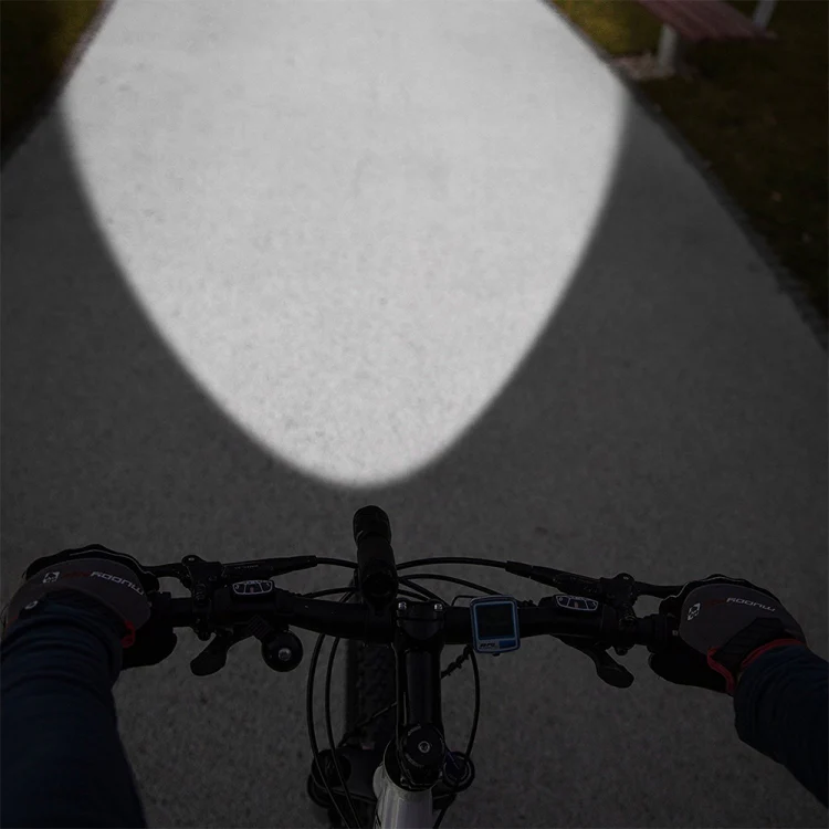 5W Mountain Bike Headlight Charging Zoom Glare Waterproof Flashlight Set Car Headlight + Taillight (Set Five) - Image 7