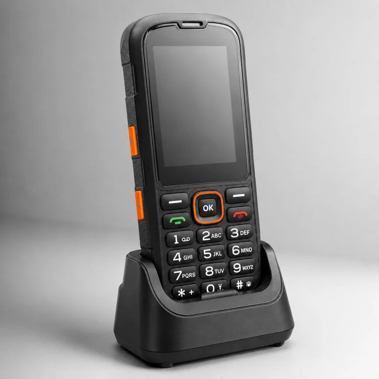 HP290Z 4G IP68 Rugged Phone, 2.8 inch, 3000mAh Battery, Network: 4G, BT, FM, SOS, Torch, With Charging Dock, Plug:US Plug(Black) - Image 2