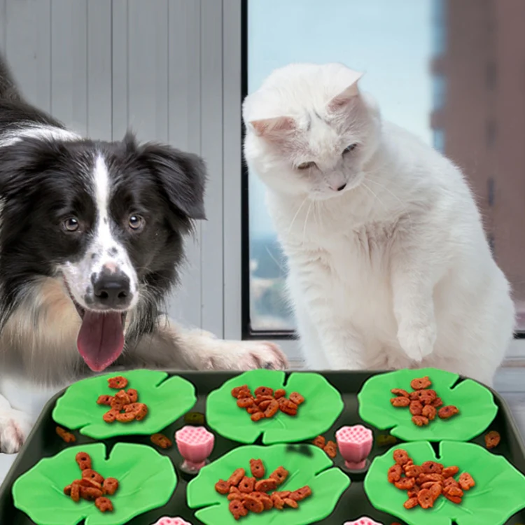 Lotus Leaf Silicone Pet Licking Pad Cats And Dogs Anti Choking Slow Eating Mat(Blue Purple) - Image 7