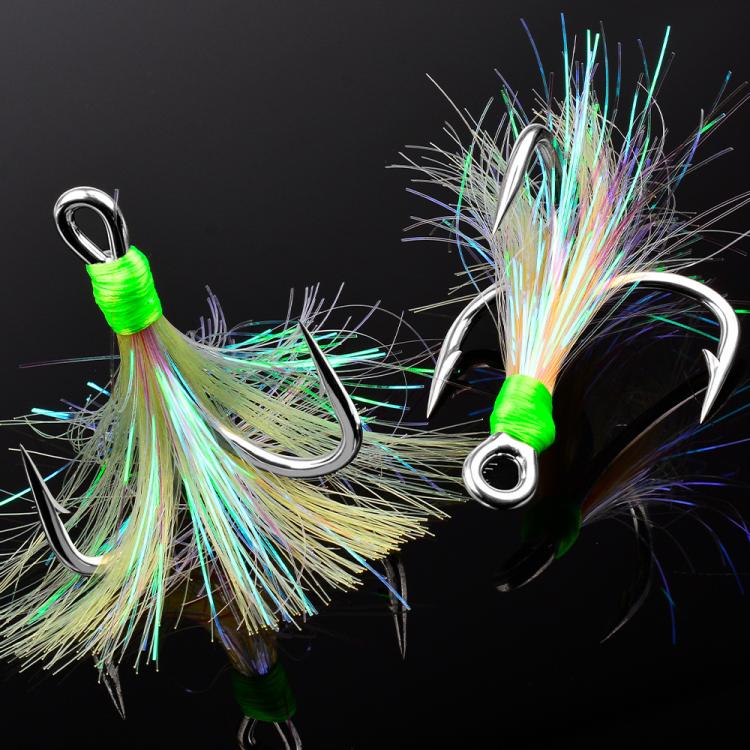 PROBEROS 10pcs /Box Dressed Treble Hooks with Feathers and Flash Ultra-Sharp High Carbon Steel Replacement Hooks, Spec: No. 4/0 - Image 2