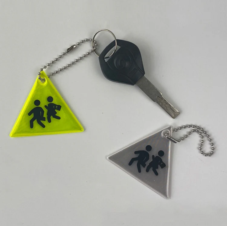 Sidewalk Reflective PVC Keychain Traffic Safety Schoolbag Night Reflective Pendant Random Colour Delivery - Image 4