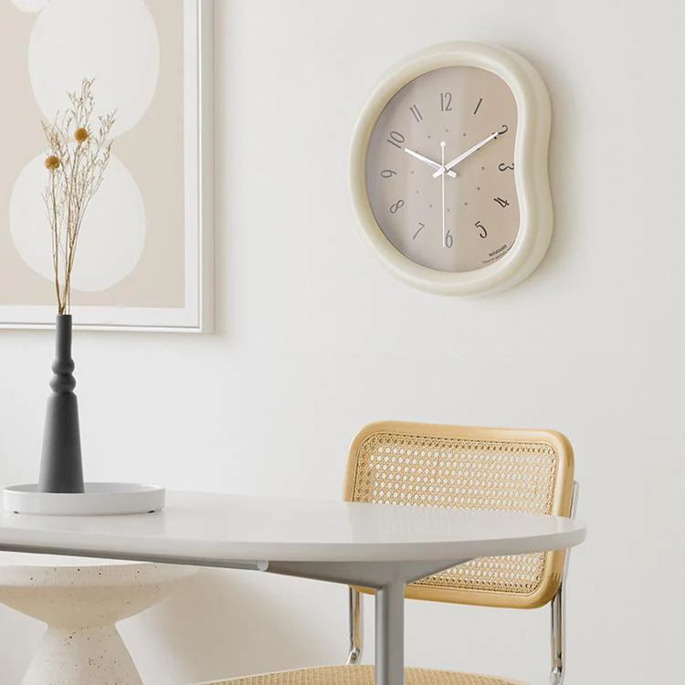 wozoom Living Room Modern Art Wall Clock Minimalist Cream Style Silent Decorative Clock, 尺寸: Dust-proof Cream Brown - Image 3